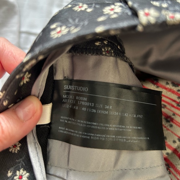 Sui Studio black silk blend pants. Size 2-4. Inseam 28”. - Picture 7 of 7